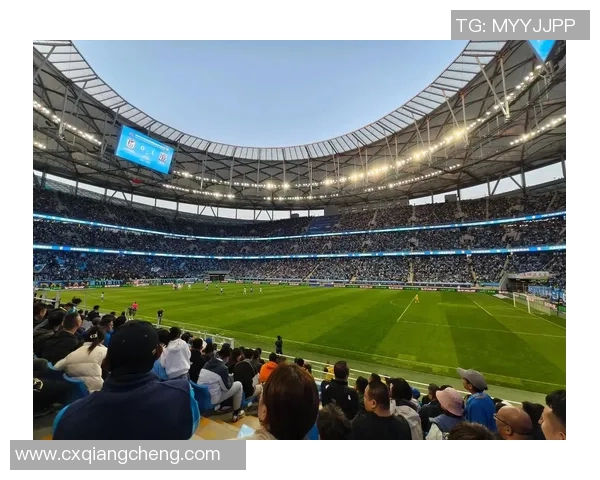 大连体育场激情四溢足球比赛盛况回顾与精彩瞬间分享