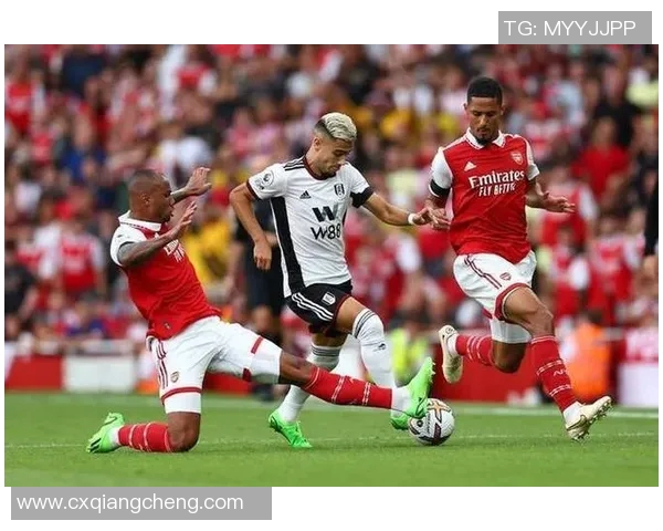 阿森纳主场迎战桑德兰争夺英超积分全力以赴展现球队实力